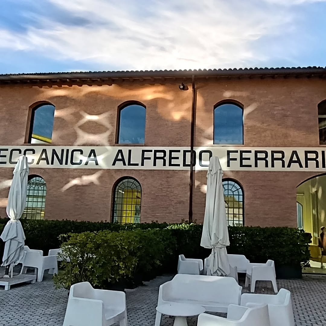 @vadrouillesadroiteagauche