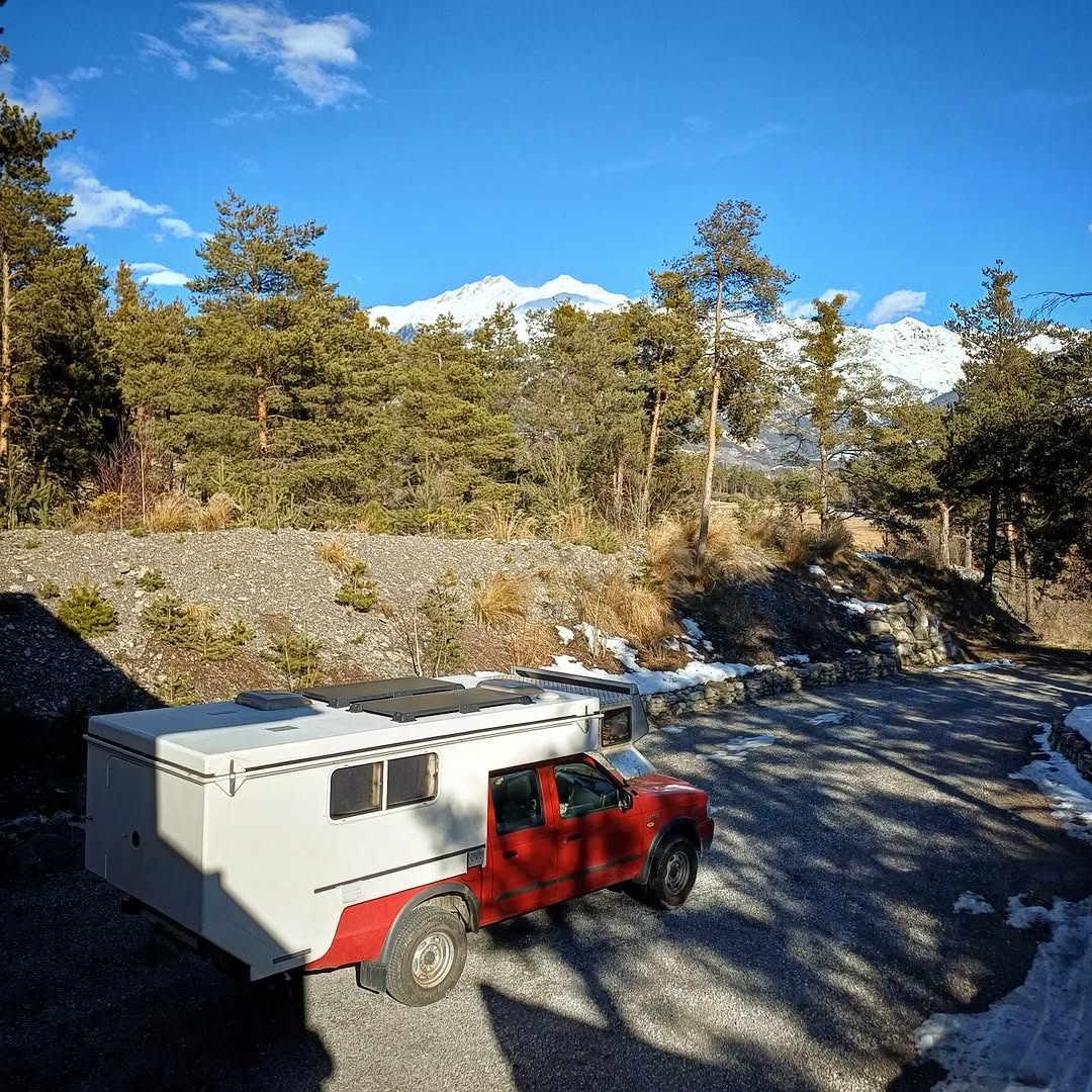 @la.bete.et.modestine