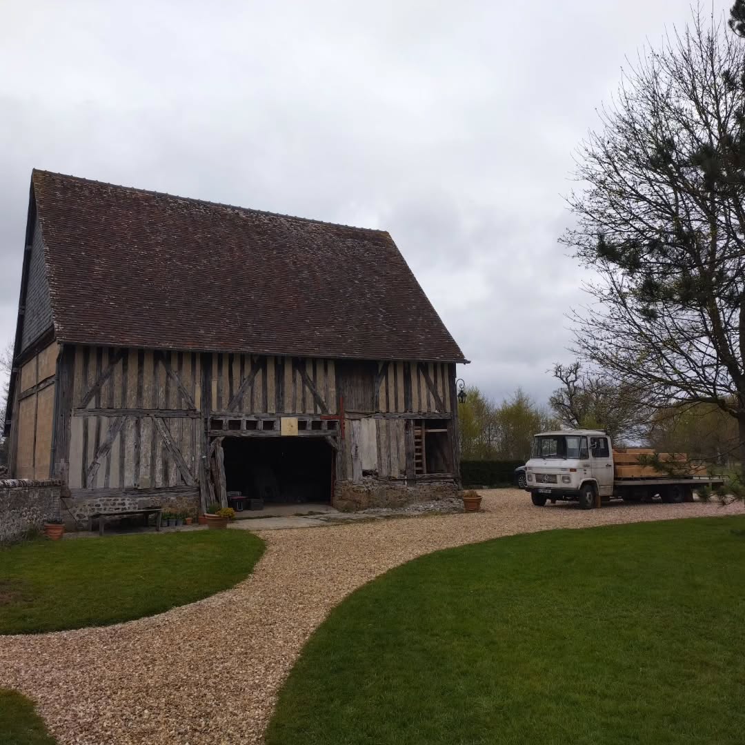 @charpenteriedumoulin