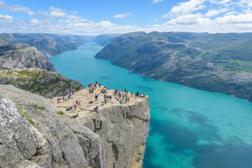 famous-cliff-pulpit-rock-prekestolen-in-norway-inger.jpeg