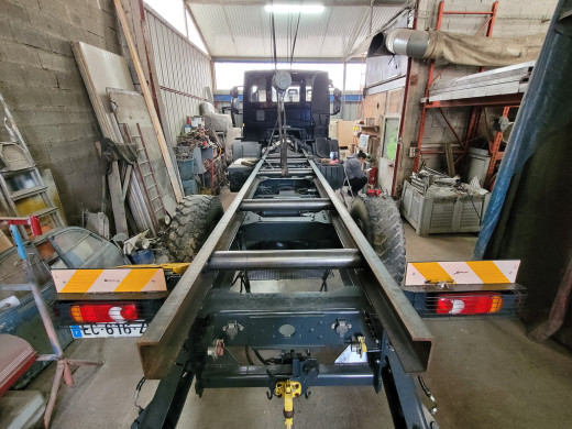 Mise en place du début du faux châssis