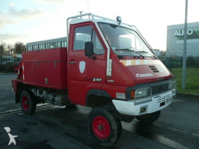 131648-camion-renault-pompiers.jpg