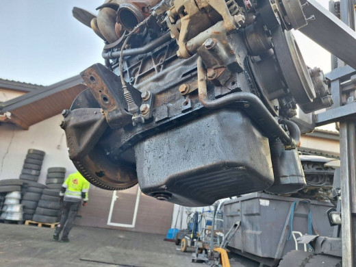 IVECO-DAILY-3-III-35C-99-06-SILNIK-2-8-D-814063-SOFIM-8140-63-0460494471-Stan-opakowania-brak-opakowania.jpg