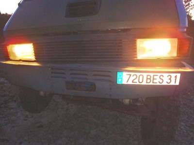 DSC05642.JPG (133.76 Kio) Vu 10218 fois Le pare-choc qui est fixé sur le châssis suit le mouvement