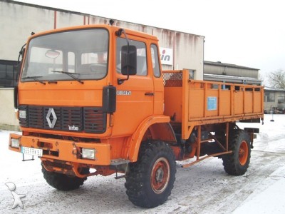 146045-camion-renault-plateau.jpg