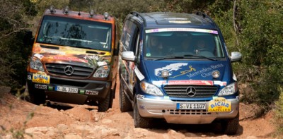 mercedes-engagera-2-equipages-au-rallye-aicha-des-gazelles-4258475uexkq_1484.jpg