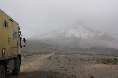 4235m d’altitude, près du Chimborazo.<br />http://ayabombe.org/2008/09/23/en-equateur-avec-la-famille-boulot/