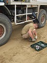 Intervention à la meuleuse sur la plage blanche!