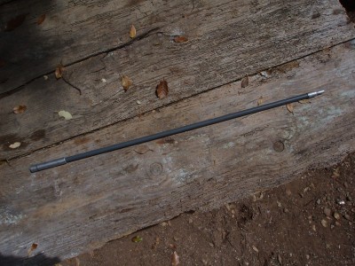 un élément d'armature de tente