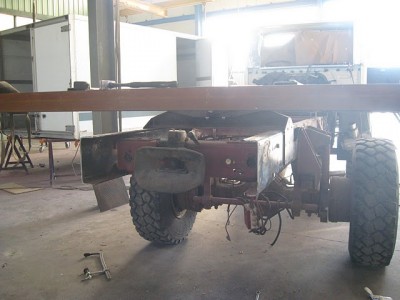 CAMION_LEROY_21_Juin2010_003.jpg (55.57 Kio) Vu 9727 fois La traverse a été remontée, j'ai gardé le crochet Rockinger, on ne sait jamais....