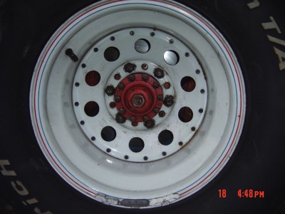 jante bremach.JPG (164.66 Kio) Vu 12377 fois on voit le perçage décalé...