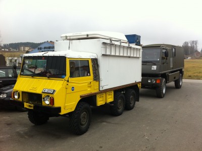 IMG_1607.JPG (1.45 Mio) Vu 8625 fois Le Pinz fringuant! Le Duro intenable, toujours à flairer au cul.... ;-)