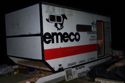 après quelques coups de lapidaire