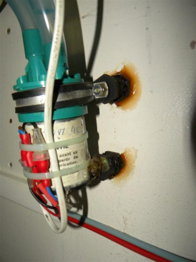 pompe à eau sur silent bloc