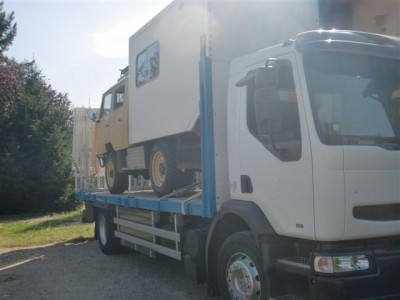 les 330 dernier kilomètres du retour d'Irlande sur un porteur Renault.