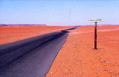 Au début on croit que c'est une route