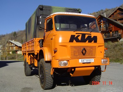 je lui est quand même flanqué un gros KTM