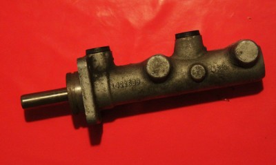 maître-cylindre.jpg