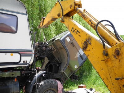 DSCN4241.JPG (4.04 Mio) Vu 21679 fois (je ne craint plus persoooonnne en massey fergusson....Tammm......Taaaddammmm.....)