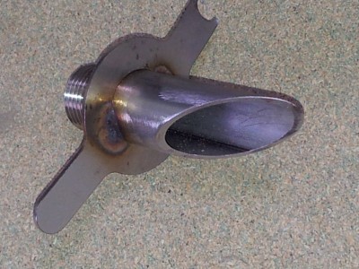 20120623_103256.jpg (1.95 Mio) Vu 7926 fois la cuiller qui va dans l'admission d'air