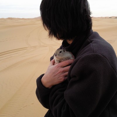 elle était plus a son aise à merzouga la petite manon