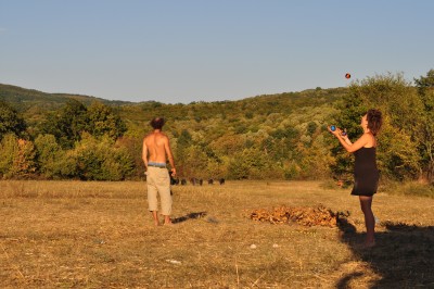 techni (79).JPG (2.94 Mio) Vu 9228 fois y'a pas que les monkey qui aiment la techno