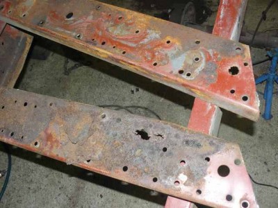 216xt.jpg (58.93 Kio) Vu 10417 fois on voit a l'extrémité de celui du haut la bavure de meulage de la soudure de pointage.