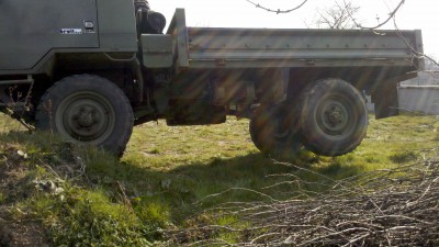 2013-04-07_17-05-28_960.jpg (1.47 Mio) Vu 6398 fois bien rigide le châssis