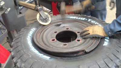 Jantes 9.jpg (104.71 Kio) Vu 16951 fois et à coups de nasse, tout rentre dans l'ordre !