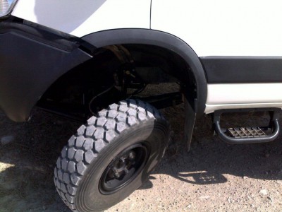 venta-camion-4x4-vivienda-inteco-suspension.jpg