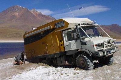 UNIMOG DANS LA SOUPE