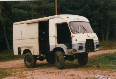 SAVIEM TP3 4X4.jpg