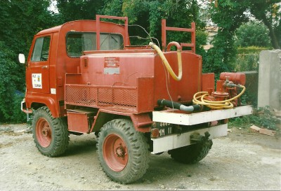 039df27b37.jpg (552 Kio) Vu 14857 fois L'équipement fait un peu artisanal...