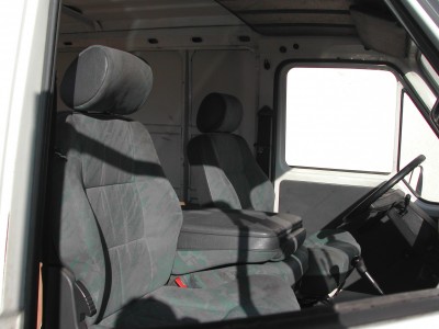 3 ème siège modulable et demontable en 5 secondes sans outils.