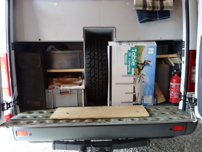 DSC01926.jpg (258 Kio) Vu 4694 fois Le coffre arrière