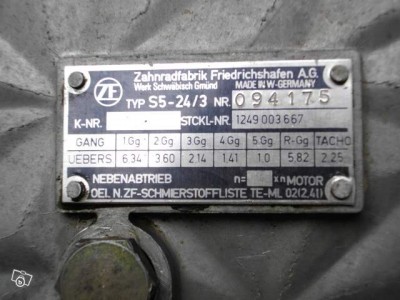 4896173485.jpg