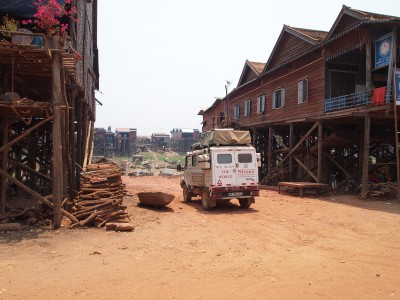 Bremach à Tonle Sap