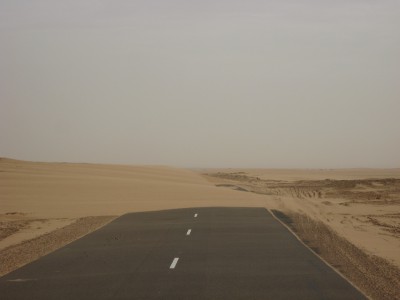où on rejoint la route pour Tidjika