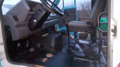 Manque plus que le siège conducteur, c'est plus propre !