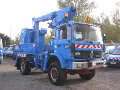 M210 4x4