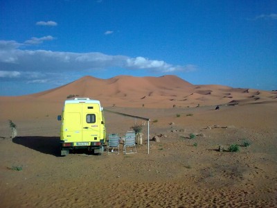 Admirez la vue!<br />C'est la dune la plus haute de Merzouga.