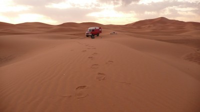 n'est ce pas nomade et Andrea? qu'on dors bien dans les dunes, entouré de gerboises