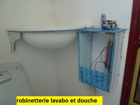 2014 10 02 LAVABO DOUCHE .JPG