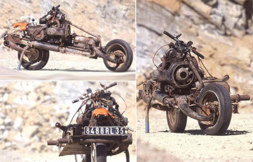 Emile-Leray-Used-Broken-Car-Parts-To-Build-A-Motorcycle-And-Escape-The-Desert-02.jpg