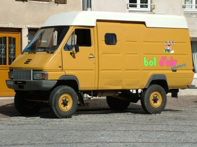 b9011.jpg (188.75 Kio) Vu 3004 fois Nouvelle couleur par son proprio de l'époque