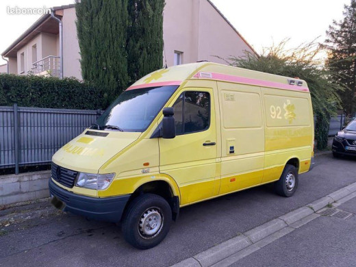 ambu1.jpg