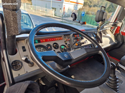 m21010.jpg