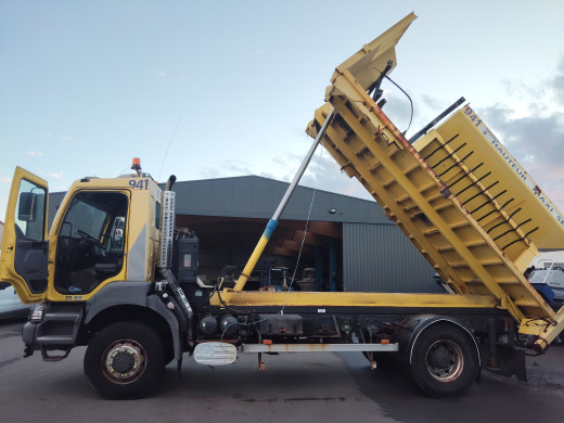 Dernier levage du plateau